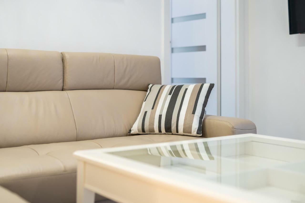 Kolorowe Balkony - Stylowy Apartament Nad Morzem By Noclegi Renters Miedzyzdroje Kültér fotó