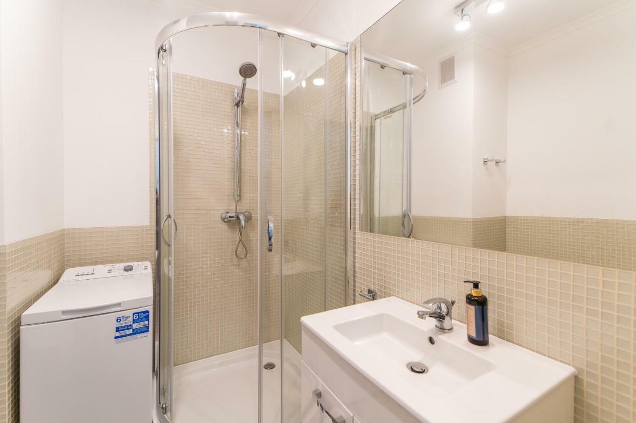 Kolorowe Balkony - Stylowy Apartament Nad Morzem By Noclegi Renters Miedzyzdroje Kültér fotó
